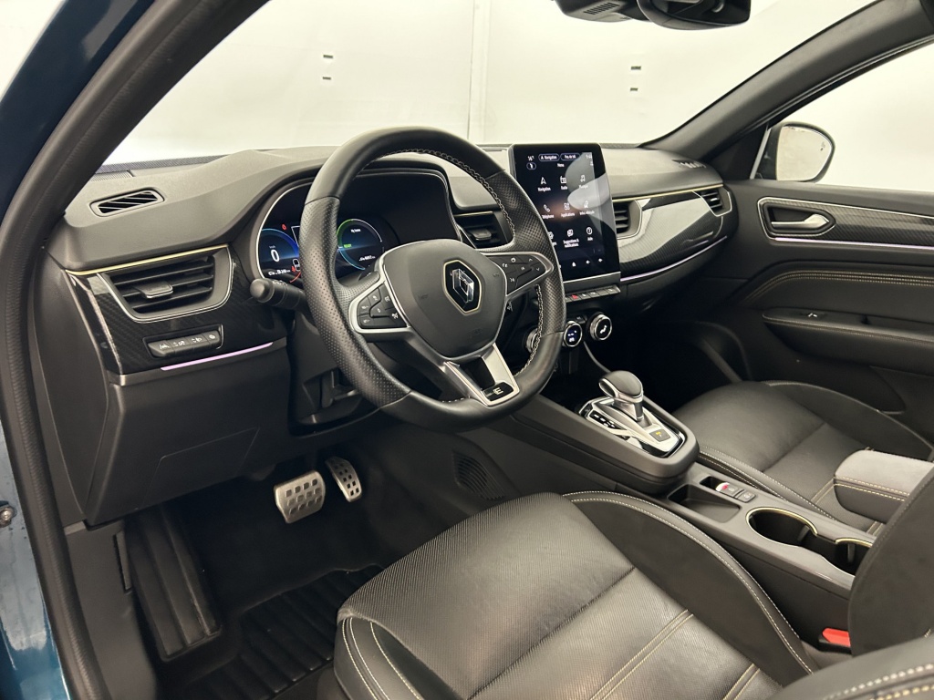 RENAULT Arkana Engineered E-Tech hybride 145 22 - ref: 6-2971x241580 - Photo 14