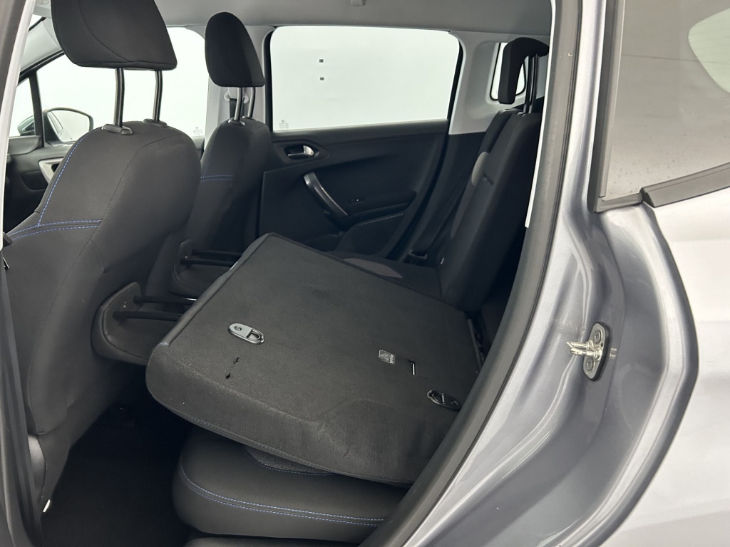 PEUGEOT 2008 Style BlueHDi 100ch BVM6 - ref: 6-2971x241607 - Photo 11