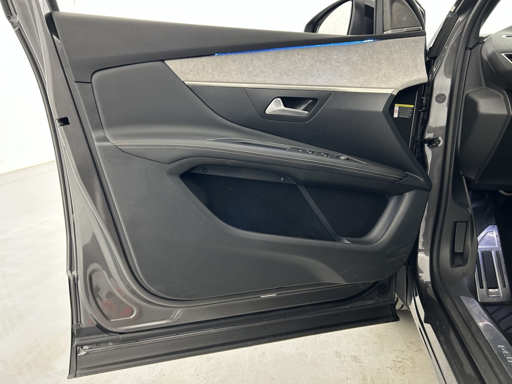 PEUGEOT 3008 GT Pack Hybrid 225 e-EAT8 - ref: 6-2971x241721 - Photo 11