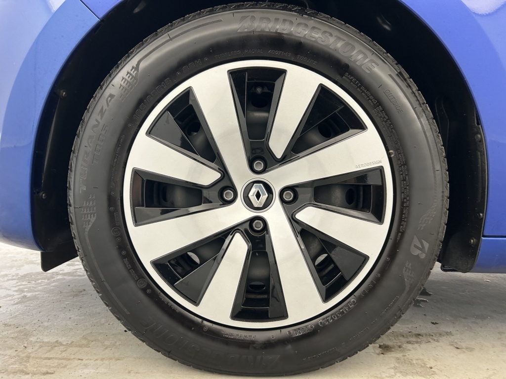 RENAULT Clio Equilibre TCe 90 - ref: 6-2971x242345 - Photo 20