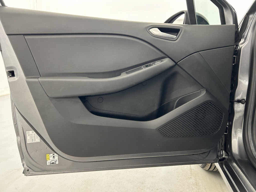 RENAULT Clio Equilibre TCe 90 - ref: 6-2971x242383 - Photo 12