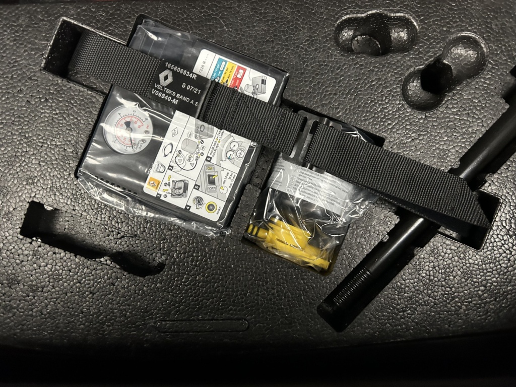 RENAULT Clio Business E-Tech 140 21N - ref: 6-2971x242487 - Photo 10