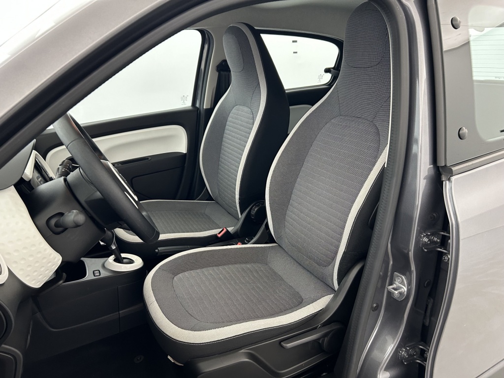 RENAULT Twingo Equilibre III E-Tech - ref: 6-2971x242758 - Photo 13