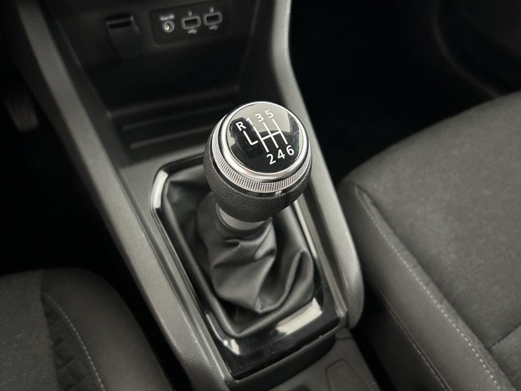 RENAULT Clio Equilibre TCe 90 - ref: 6-2971x243163 - Photo 19