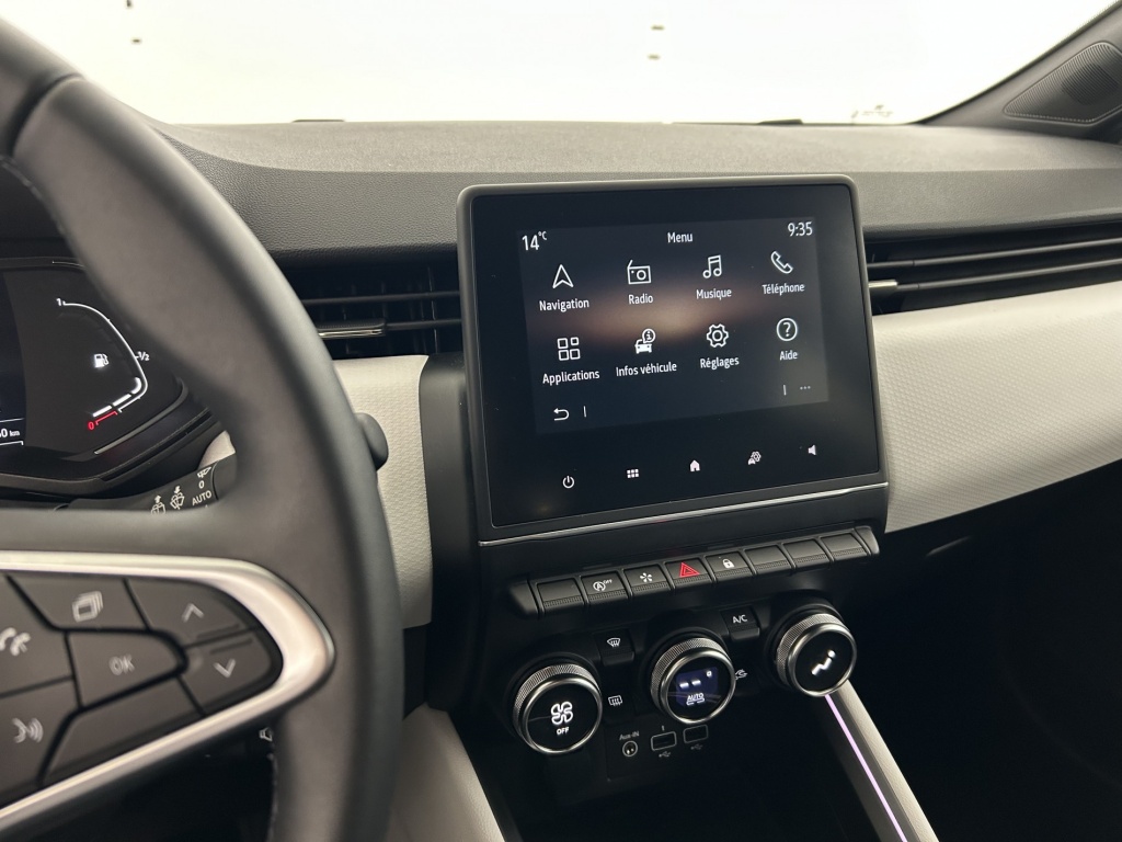 RENAULT Clio Techno TCe 90 - ref: 6-2971x245264 - Photo 17