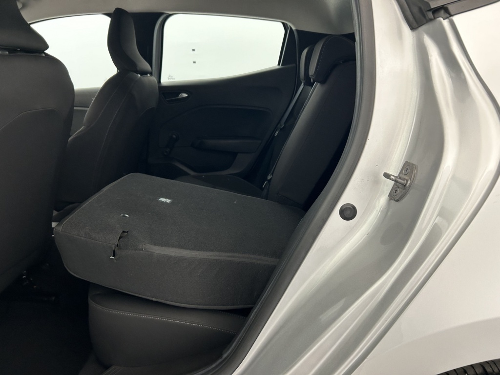 RENAULT Clio Equilibre TCe 90 - ref: 6-2971x245544 - Photo 11