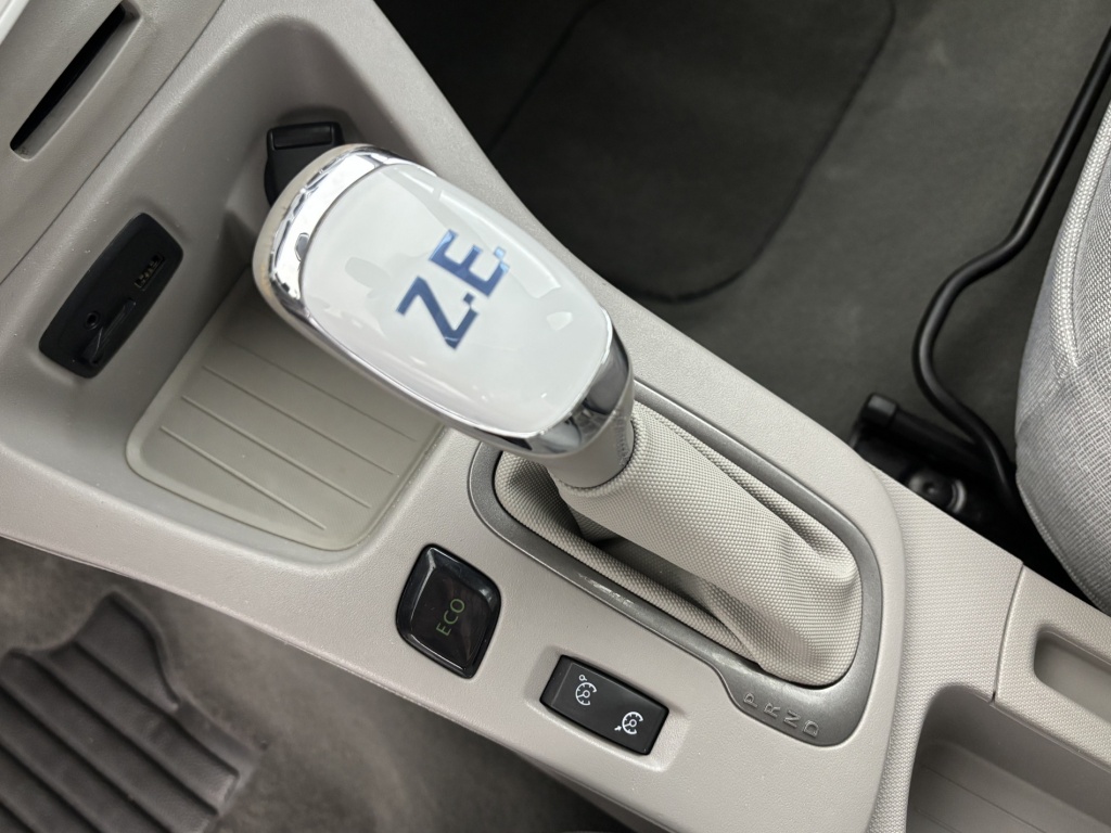 RENAULT Zoe Zen Q90 Achat Integral - ref: 6-2971x245640 - Photo 20