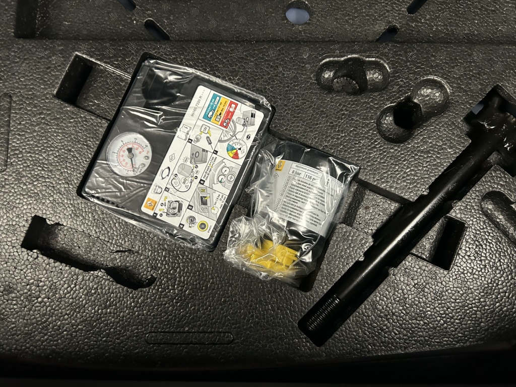 RENAULT Clio Limited E-Tech 140 21N - ref: 6-2971x245718 - Photo 10