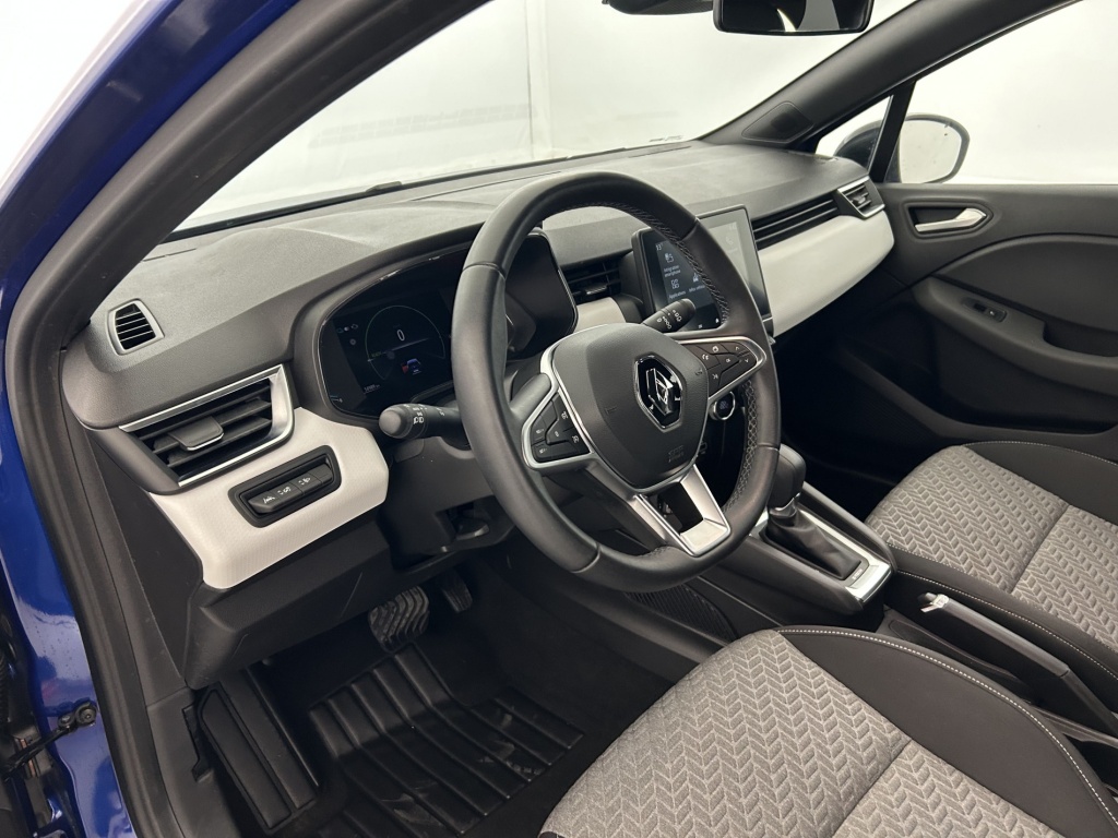 RENAULT Clio Limited E-Tech 140 21N - ref: 6-2971x245718 - Photo 14