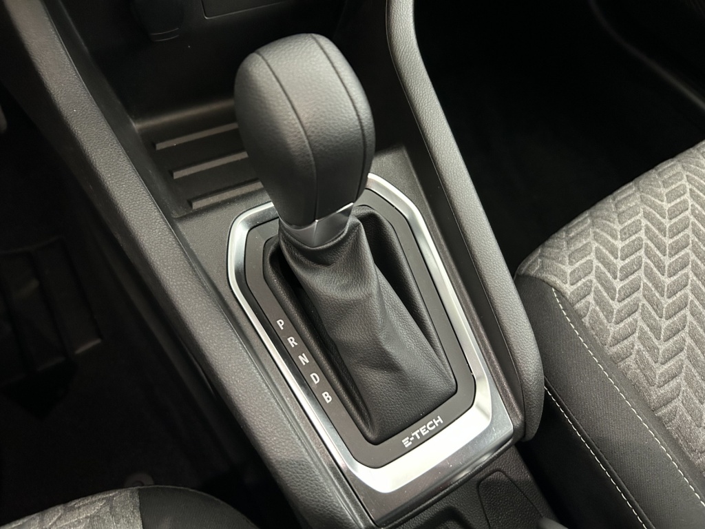 RENAULT Clio Limited E-Tech 140 21N - ref: 6-2971x245718 - Photo 20