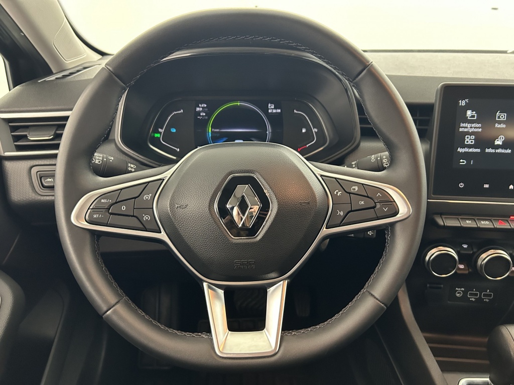 RENAULT Clio Equilibre E-Tech full hybrid 145 - ref: 6-2971x245719 - Photo 15