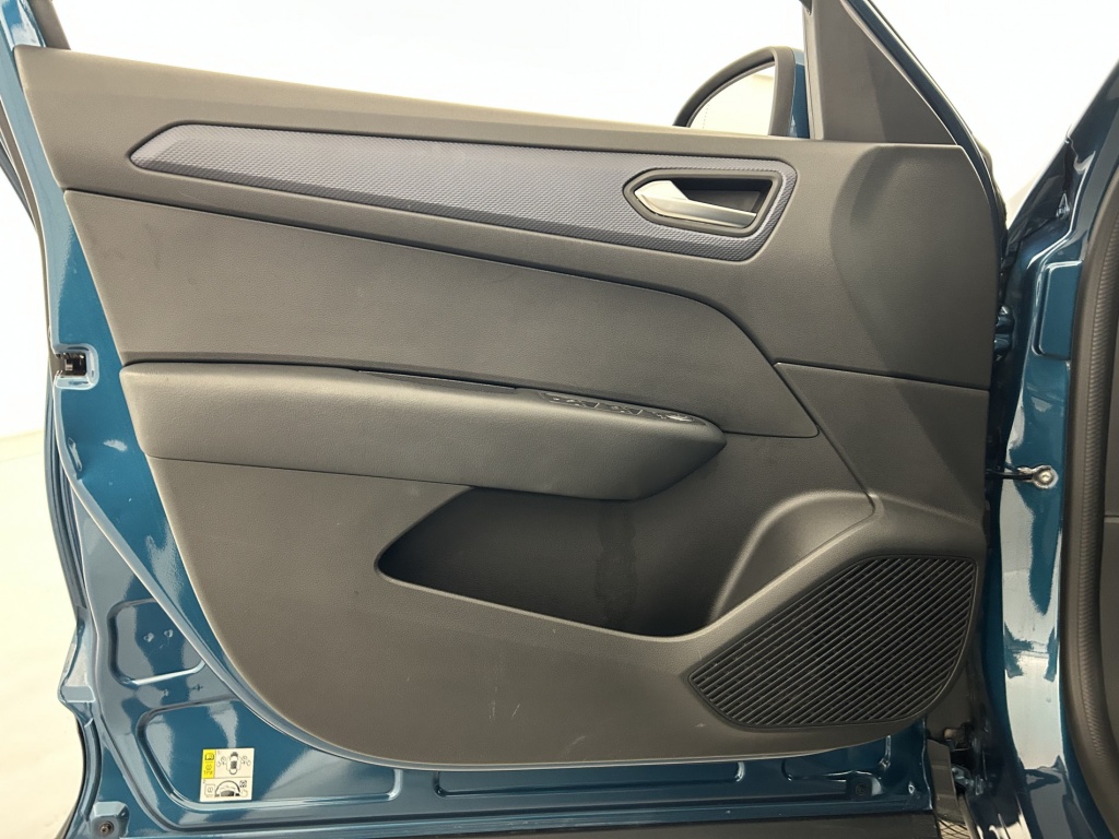 RENAULT Arkana Business E-Tech 145 - ref: 6-2971x245999 - Photo 12