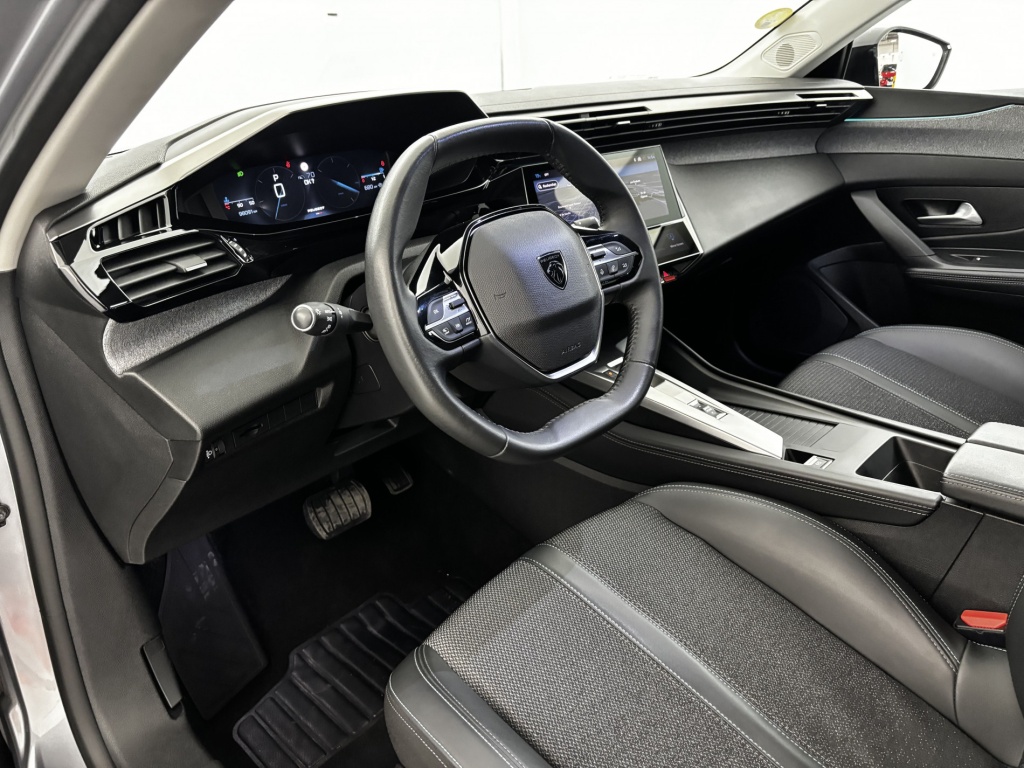 PEUGEOT 308 SW Allure Pack 1.5 BlueHDi130 - ref: 6-2971x249103 - Photo 14