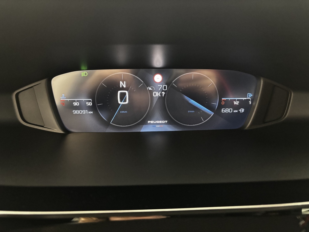 PEUGEOT 308 SW Allure Pack 1.5 BlueHDi130 - ref: 6-2971x249103 - Photo 17