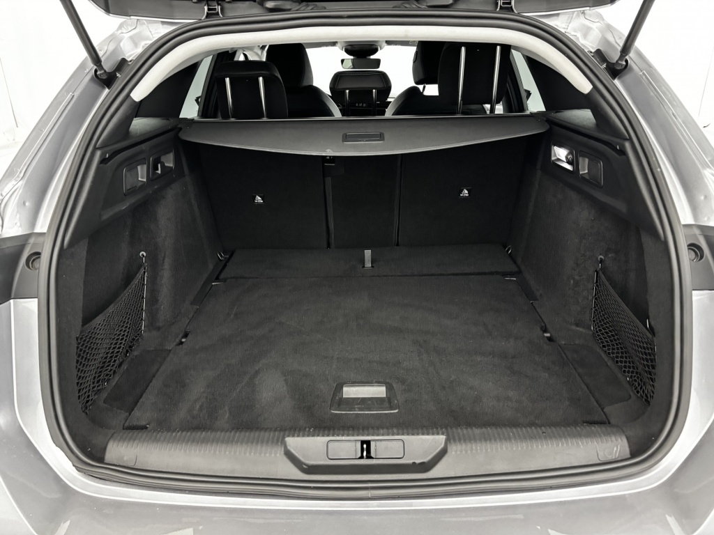 PEUGEOT 308 SW Allure Pack 1.5 BlueHDi130 - ref: 6-2971x249103 - Photo 9