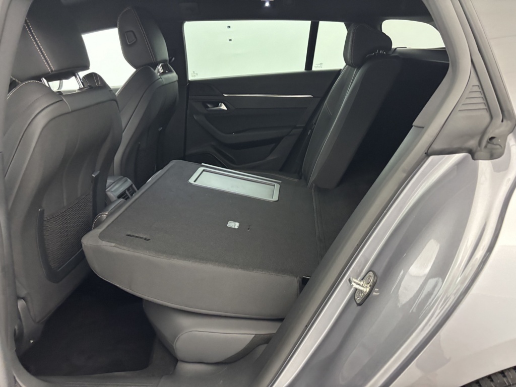 PEUGEOT 508 SW Allure 1.5 BlueHDi130 - ref: 6-2971x249122 - Photo 11