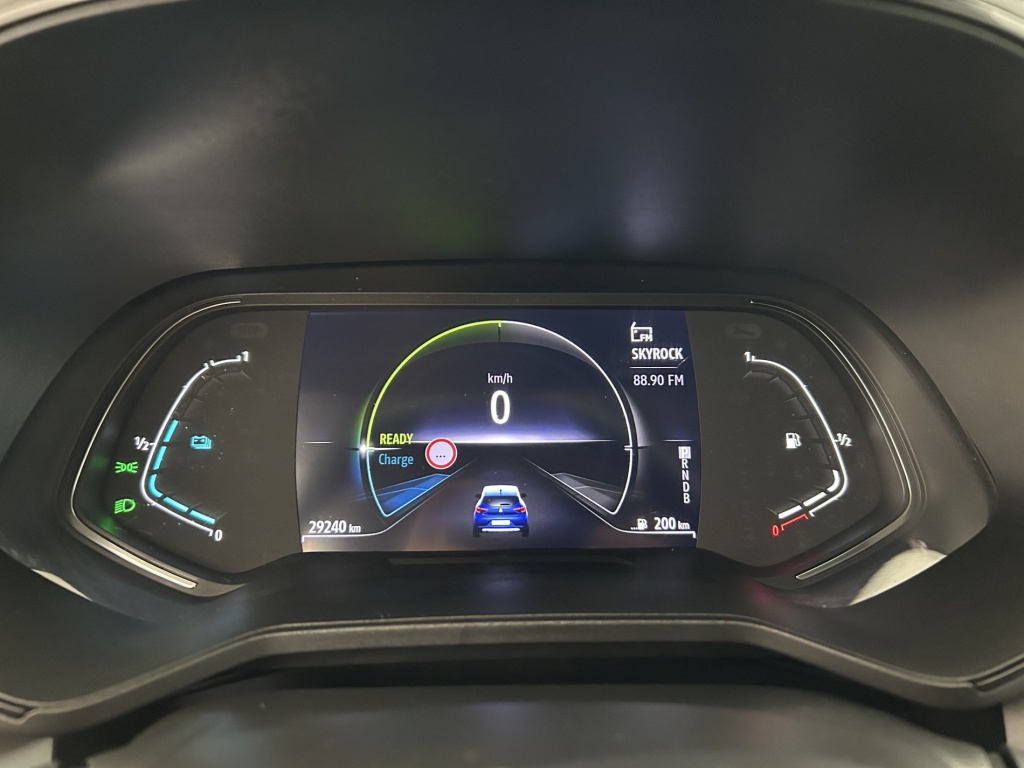 RENAULT Clio Evolution E-Tech full hybrid 145 - ref: 6-2971x249137 - Photo 17