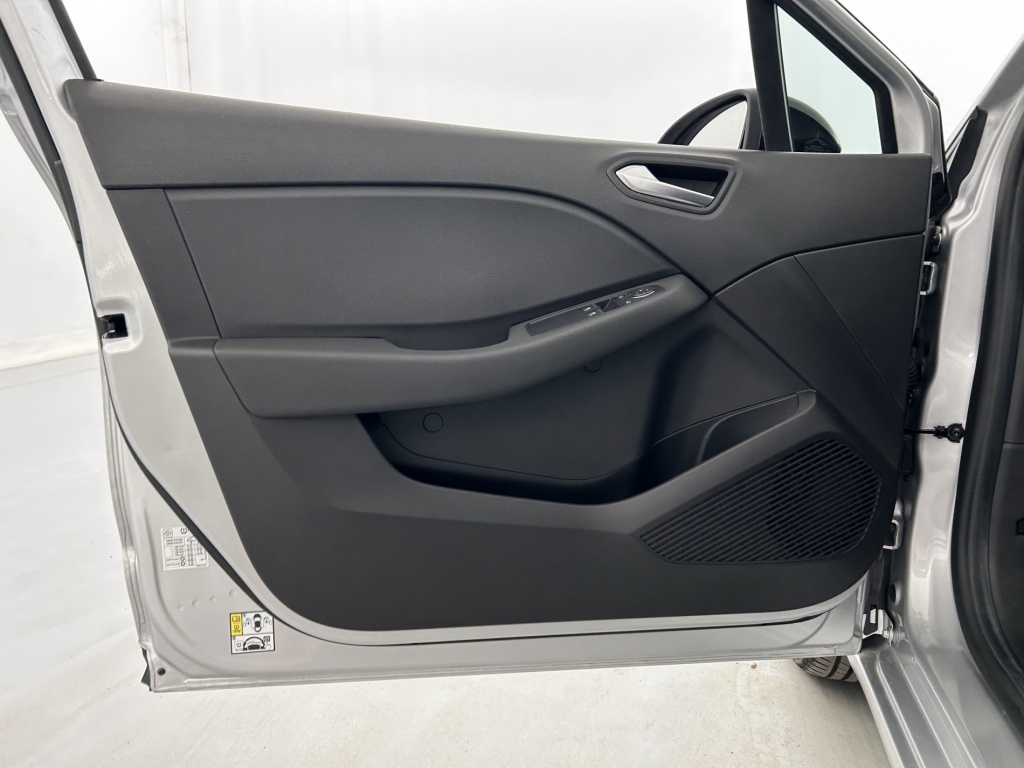 RENAULT Clio Equilibre TCe 90 - ref: 6-2971x249196 - Photo 12