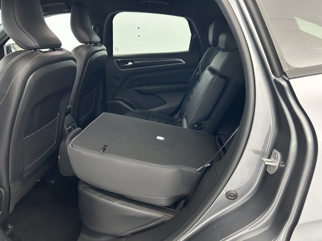 RENAULT Arkana Engineered E-Tech hybride 145 22 - ref: 6-2971x249535 - Photo 11