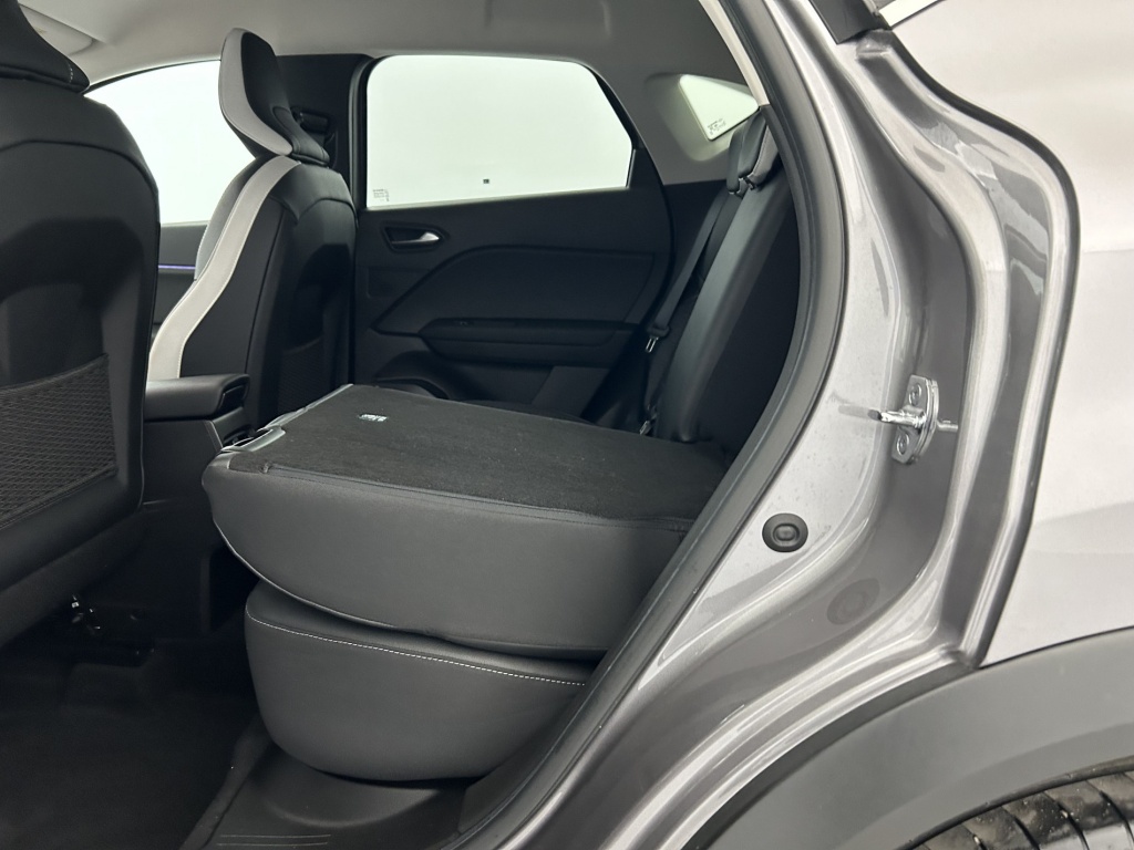 RENAULT Captur Intens E-Tech 145 21 - ref: 6-2971x249556 - Photo 11