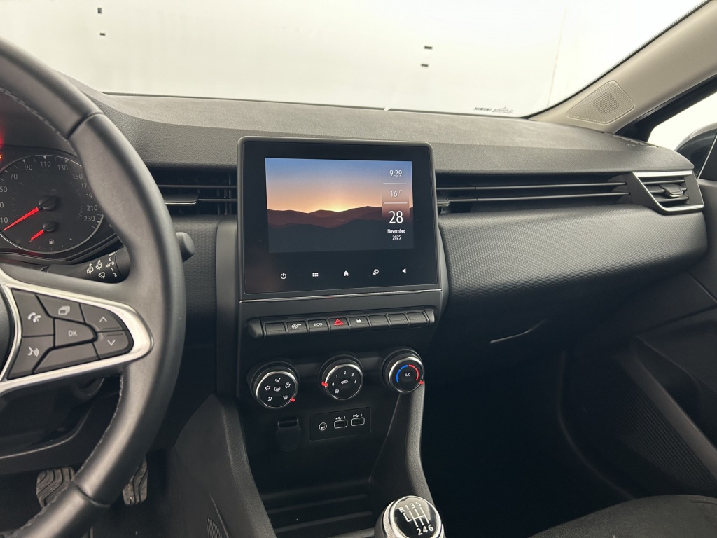 RENAULT Clio Equilibre TCe 90 - ref: 6-2971x249606 - Photo 19