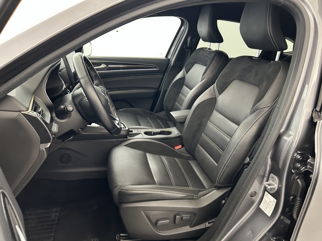 RENAULT Arkana Engineered E-Tech hybride 145 22 - ref: 6-2971x250068 - Photo 13