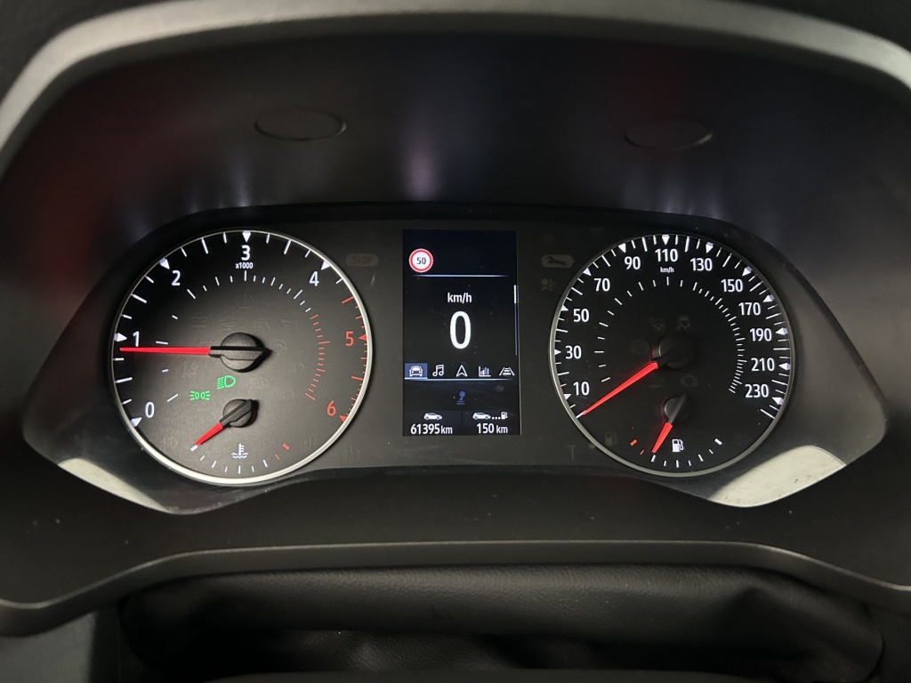 RENAULT Captur Business Blue dCi 115 - ref: 6-2971x250071 - Photo 17