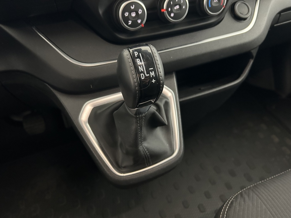 RENAULT Trafic Combi Zen Blue dCi 150 - ref: 6-2971x250216 - Photo 19