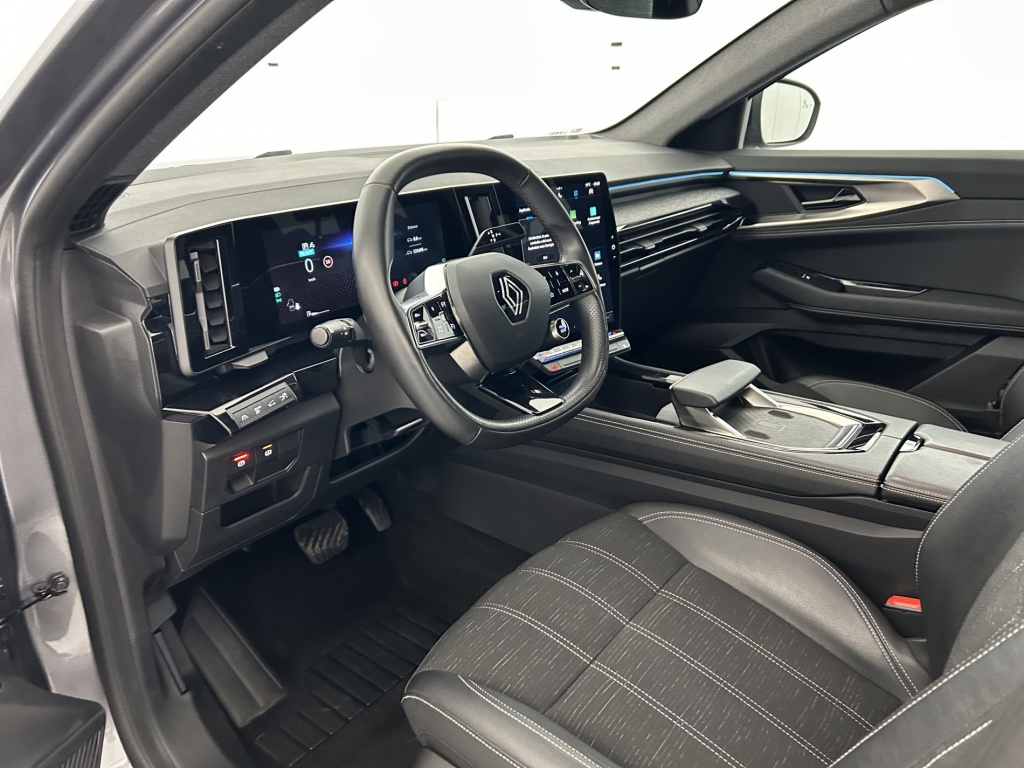 RENAULT Austral Techno E-Tech hybrid 200 - ref: 6-2971x250239 - Photo 14