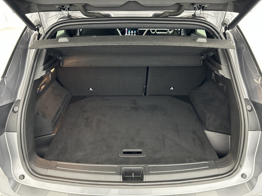 RENAULT Austral Techno E-Tech hybrid 200 - ref: 6-2971x250239 - Photo 9