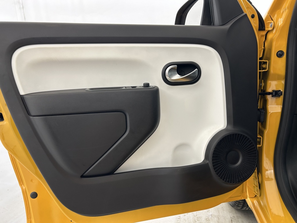 RENAULT Twingo Equilibre III E-Tech - ref: 6-2971x250254 - Photo 12