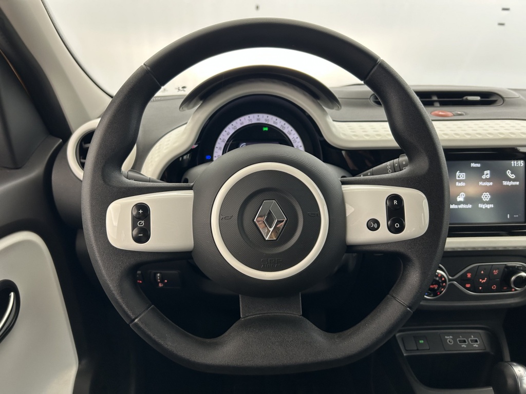 RENAULT Twingo Equilibre III E-Tech - ref: 6-2971x250254 - Photo 15