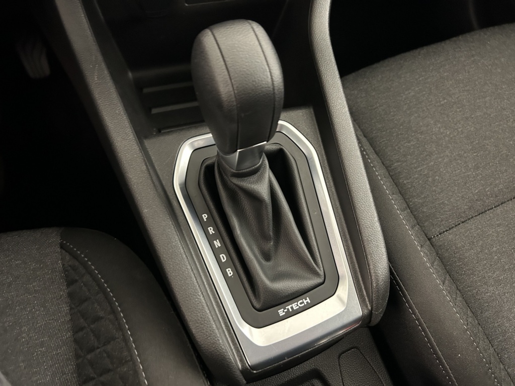 RENAULT Clio BUSINESS REVERSIBLE E-TECH 140 21 - ref: 6-2971x250922 - Photo 19