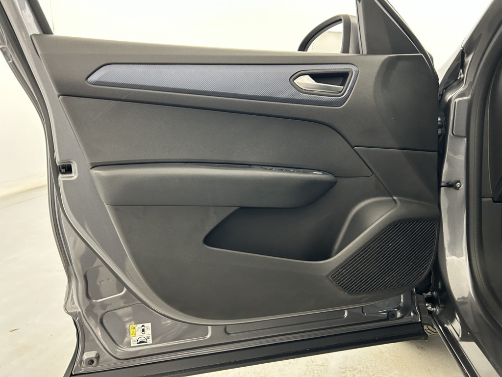 RENAULT Arkana Evolution mild hybrid 140 EDC FAP 22 - ref: 6-2971x250979 - Photo 12