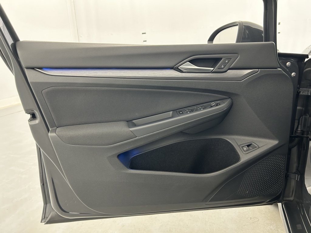 VOLKSWAGEN Golf Style 1st 1.4 Hybrid Rechargeable OPF 204 DSG6 - ref: 6-2971x251169 - Photo 12