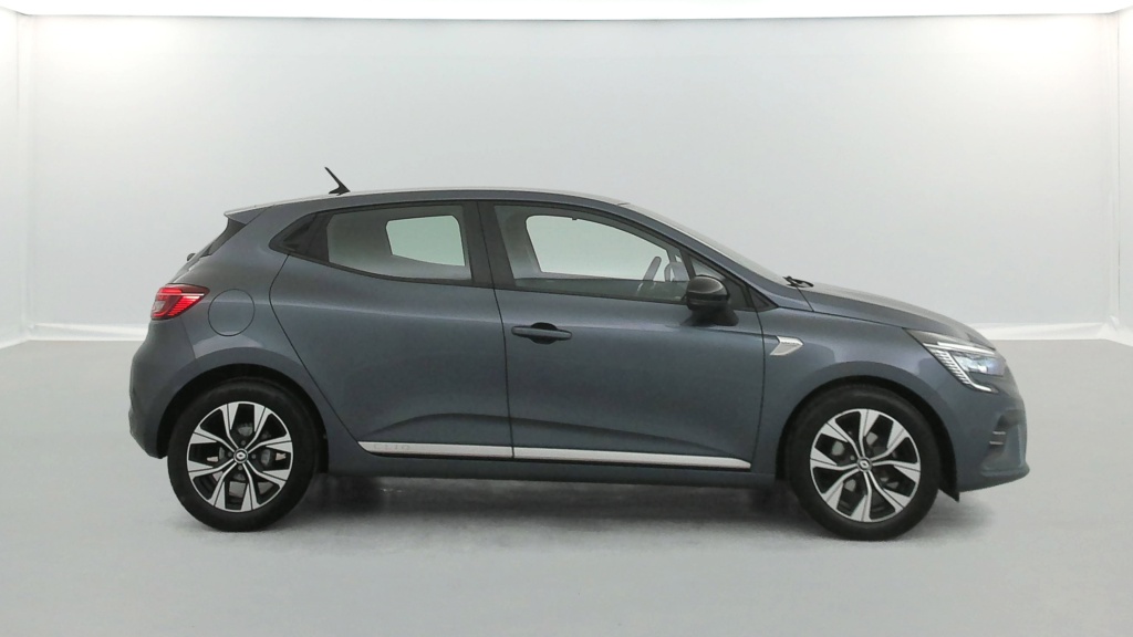 RENAULT Clio Limited TCe 90 21 - ref: 6-2971x251639 - Photo 6