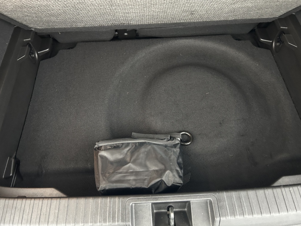 RENAULT Captur Intens E-Tech 145 21 - ref: 6-2971x251734 - Photo 10