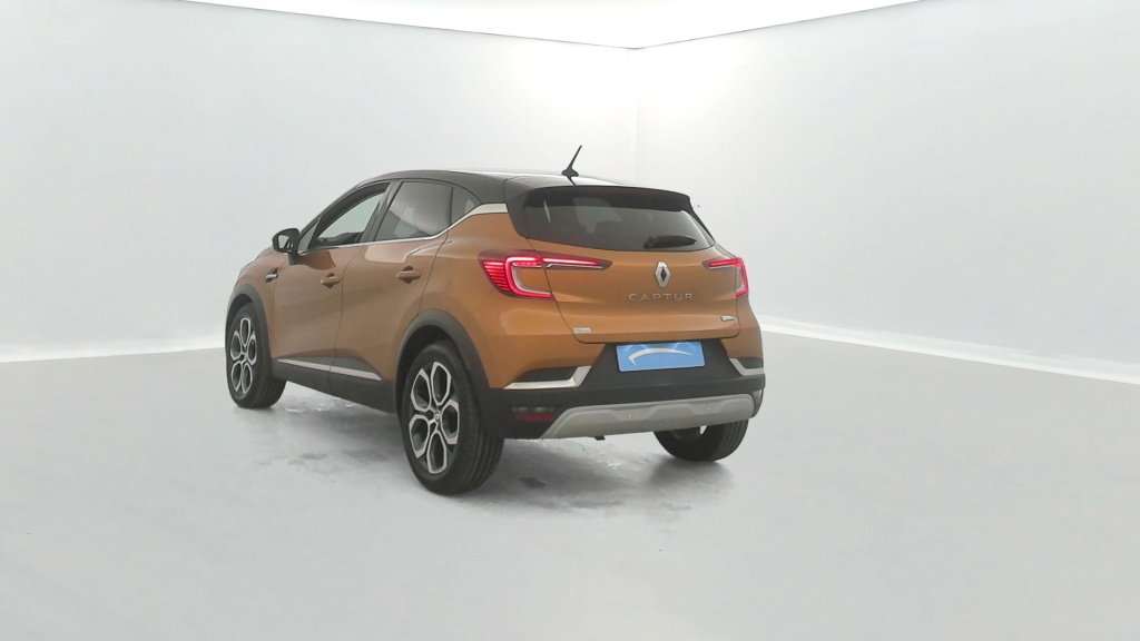 RENAULT Captur Intens E-Tech 145 21 - ref: 6-2971x251734 - Photo 3