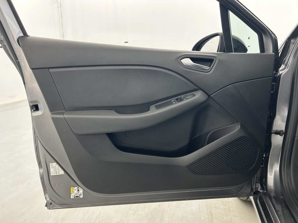 RENAULT Clio Equilibre TCe 90 - ref: 6-2971x252342 - Photo 12