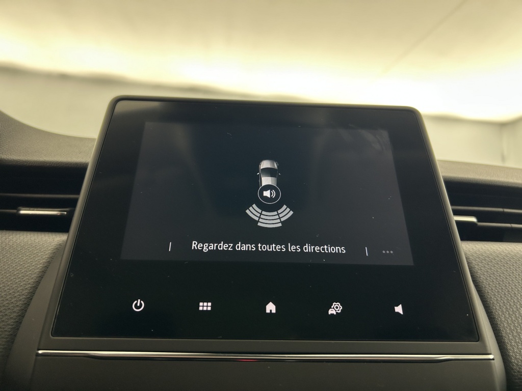 RENAULT Clio Business TCe 90 X-Tronic 21 - ref: 6-2971x253102 - Photo 19