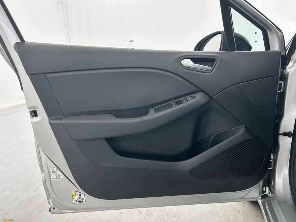 RENAULT Clio Equilibre TCe 90 - ref: 6-2971x259064 - Photo 12