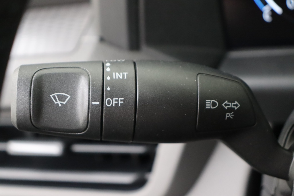 VOLKSWAGEN Transporter T7 LWB 3,1t 2.0 TDI DSG 170 hp - ref: 7-27117 - Photo 19