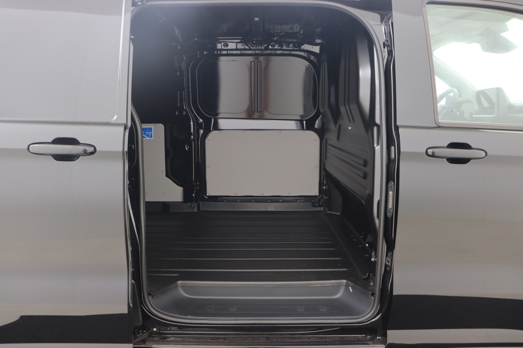 VOLKSWAGEN Transporter T7 LWB 3,1t 2.0 TDI DSG 170 hp - ref: 7-27122 - Photo 16