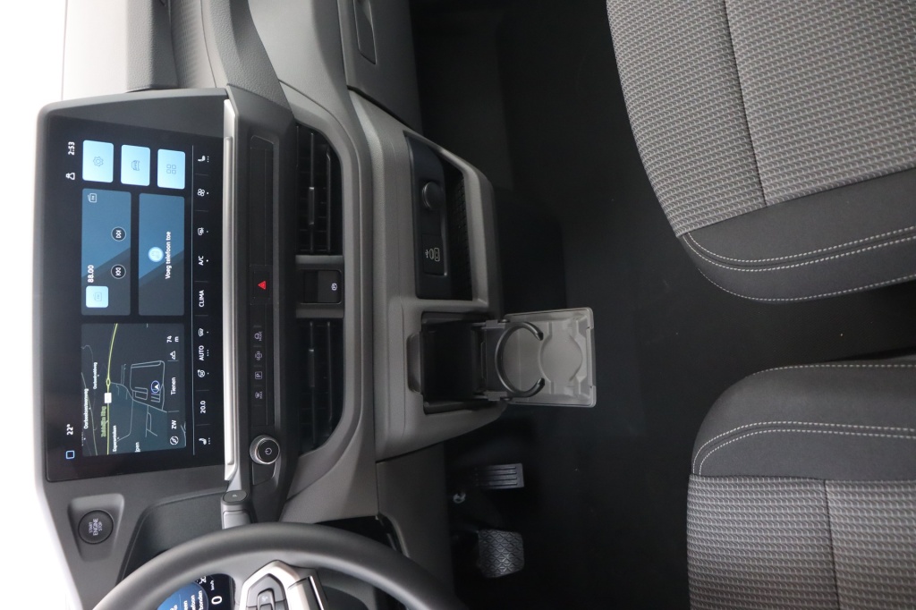 VOLKSWAGEN Transporter T7 LWB 3,1t 2.0 TDI DSG 170 hp - ref: 7-27124 - Photo 14