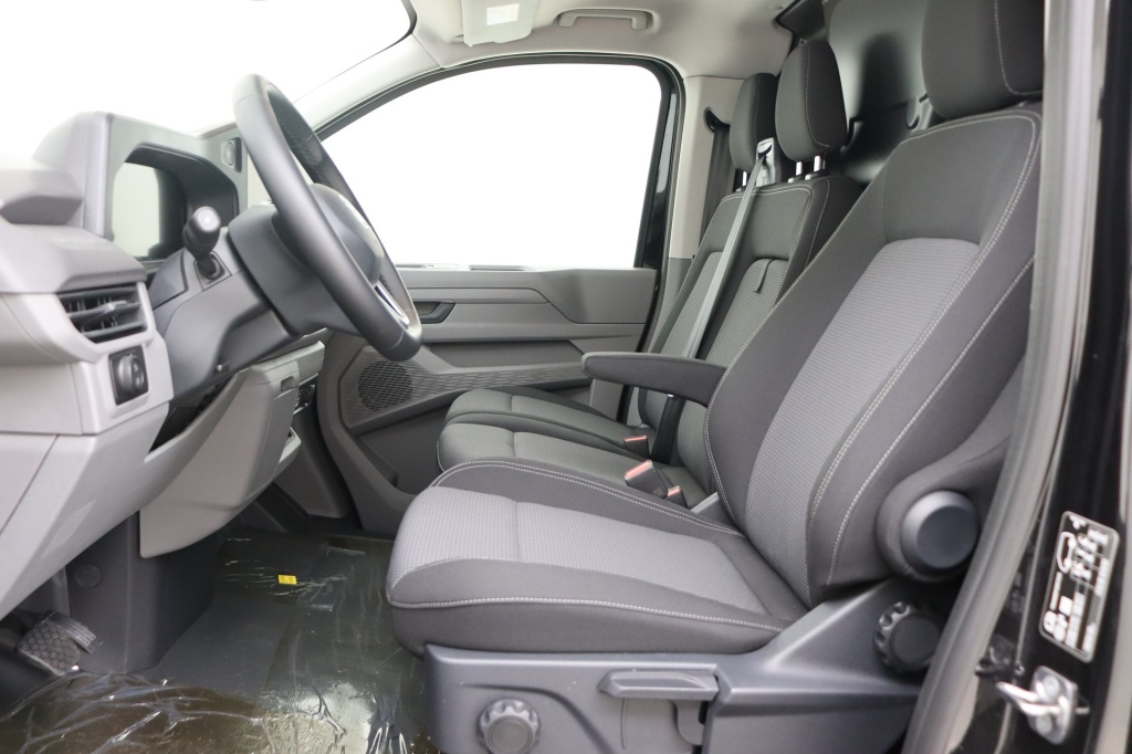 VOLKSWAGEN Transporter T7 LWB 3,3t 4Motion 2.0 TDI DSG 170 hp - ref: 7-27143 - Photo 13