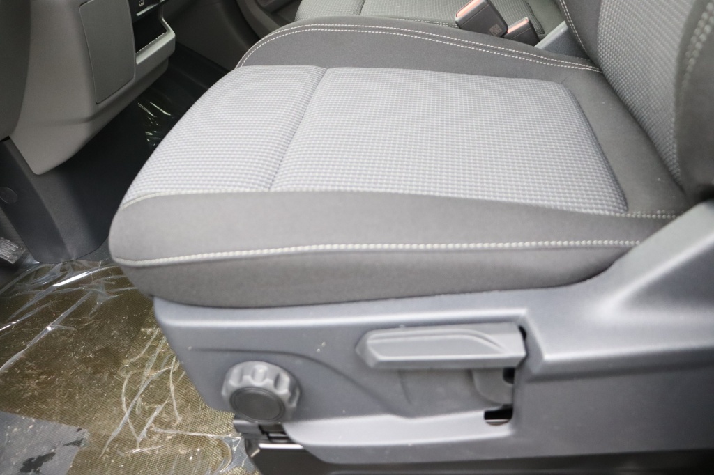 VOLKSWAGEN Transporter T7 LWB 3,3t 4Motion 2.0 TDI DSG 170 hp - ref: 7-27143 - Photo 14