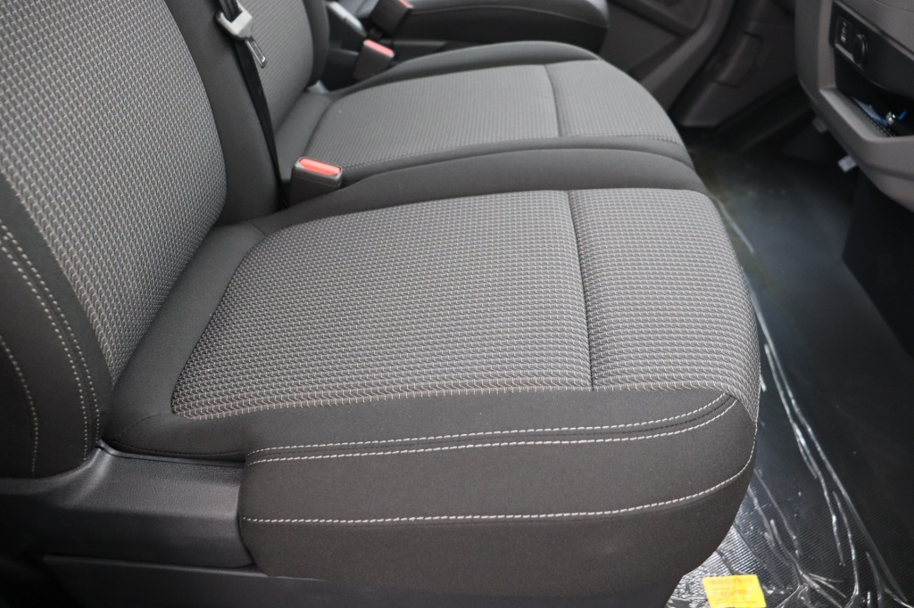 VOLKSWAGEN Transporter T7 LWB 3,3t 4Motion 2.0 TDI DSG 170 hp - ref: 7-27148 - Photo 16