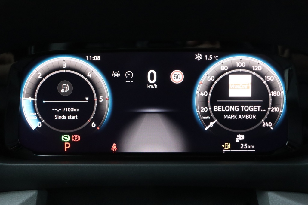 VOLKSWAGEN Crafter 35 Fourgon L4H3 4490 mm 2.0 TDI 177 hp AT8 - ref: 7-35566 - Photo 19