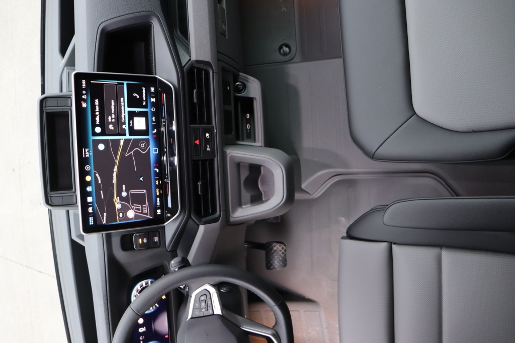 VOLKSWAGEN Crafter 35 Fourgon L4H3 4490 mm 2.0 TDI 177 hp AT8 - ref: 7-35569 - Photo 10