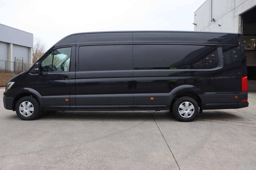 VOLKSWAGEN Crafter 35 Fourgon L5H3 4490 mm 2.0 TDI 177 hp AT8 - ref: 7-35579 - Photo 4